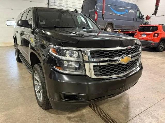 2017 Chevrolet Suburban LT for sale in Galena, IL