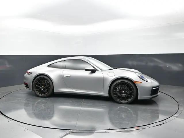 2021 Porsche 911 Carrera 4