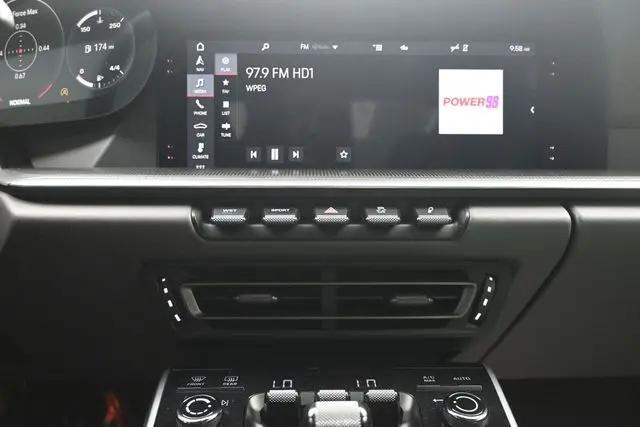2021 Porsche 911 Carrera 4