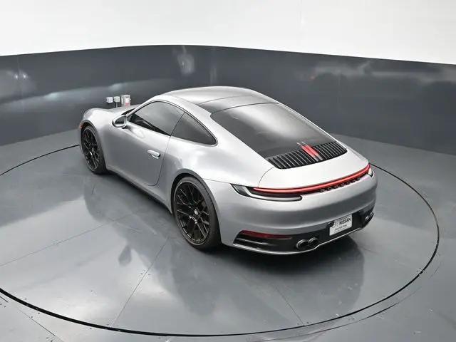 2021 Porsche 911 Carrera 4