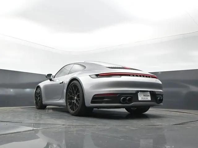 2021 Porsche 911 Carrera 4