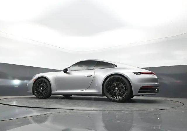 2021 Porsche 911 Carrera 4