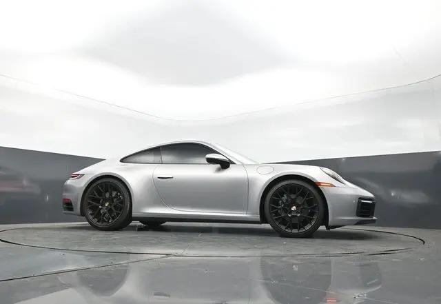 2021 Porsche 911 Carrera 4