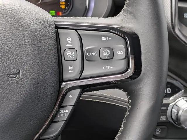 2026 Ram 1500 Limited Crew Cab 4x4 5'7" Box