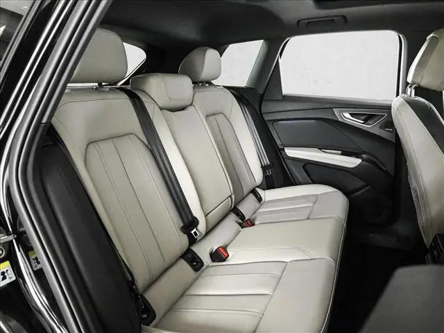2024 Audi e-tron Premium Plus 50 quattro