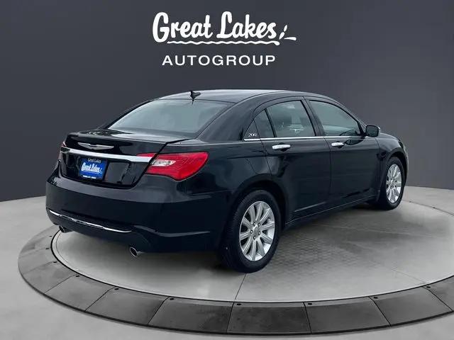 2013 Chrysler 200 Limited