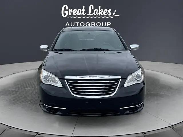 2013 Chrysler 200 Limited