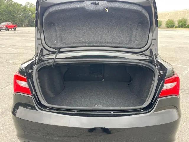 2013 Chrysler 200 Limited