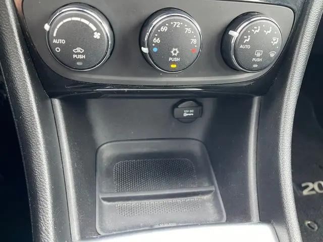 2013 Chrysler 200 Limited