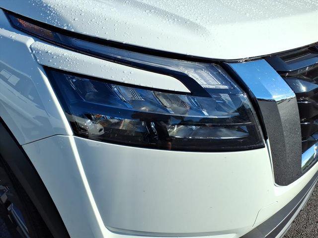 2025 Nissan Pathfinder SV 4WD 2025 Nissan Pathfinder SV 4WD