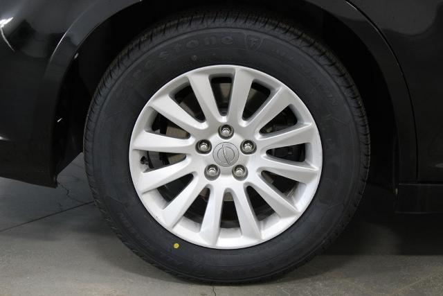 2012 Chrysler 300 Base