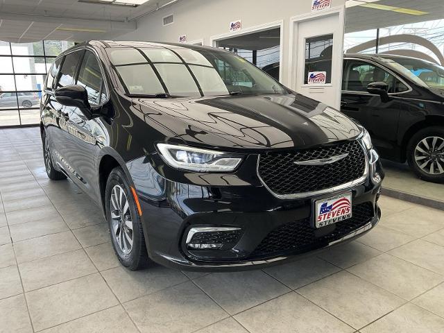 2024 Chrysler Pacifica Hybrid Select for sale in Milford, CT