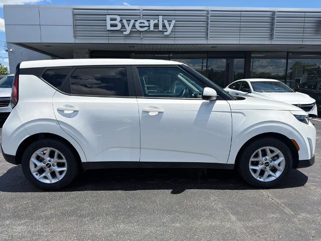 2023 Kia Soul LX for sale in Louisville, KY