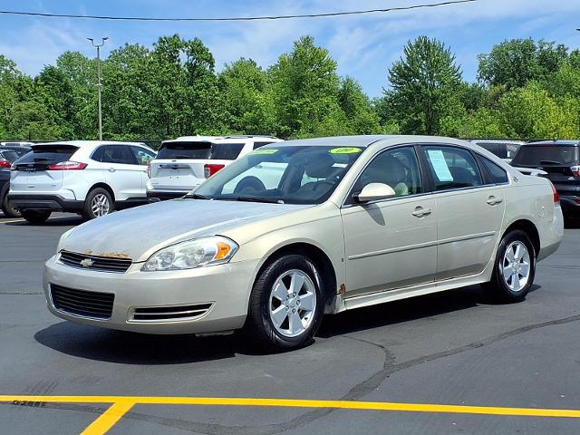 2009 Chevrolet Impala LT for sale in Woodhaven, MI
