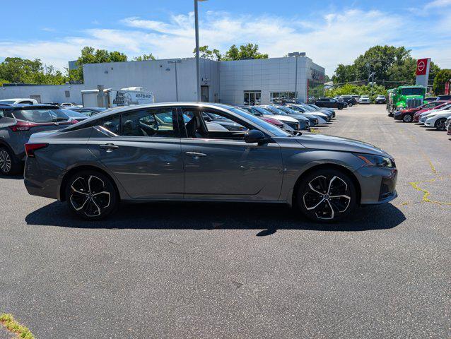 2023 Nissan Altima SR FWD 2023 Nissan Altima SR FWD