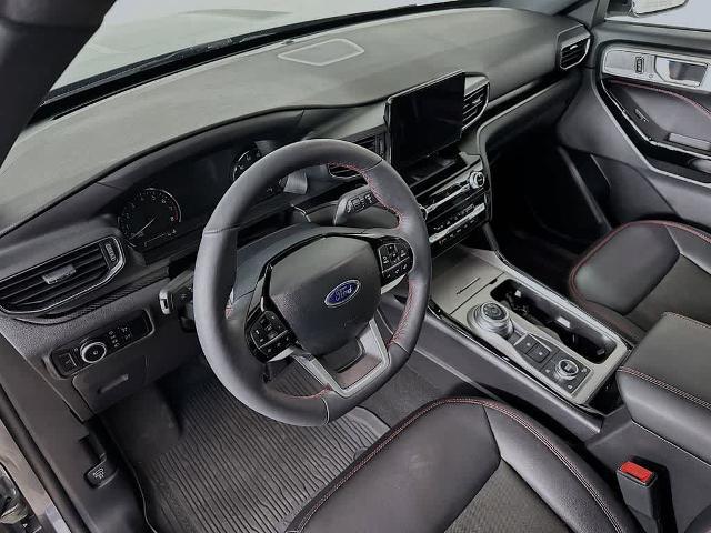 2024 Ford Explorer ST-Line
