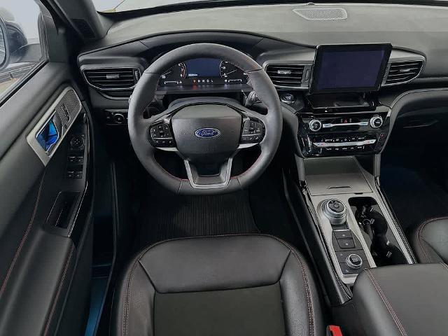 2024 Ford Explorer ST-Line