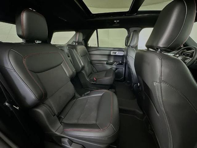 2024 Ford Explorer ST-Line