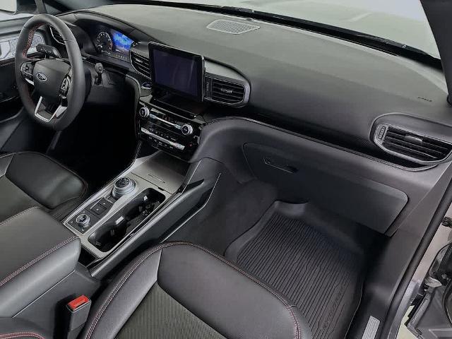 2024 Ford Explorer ST-Line