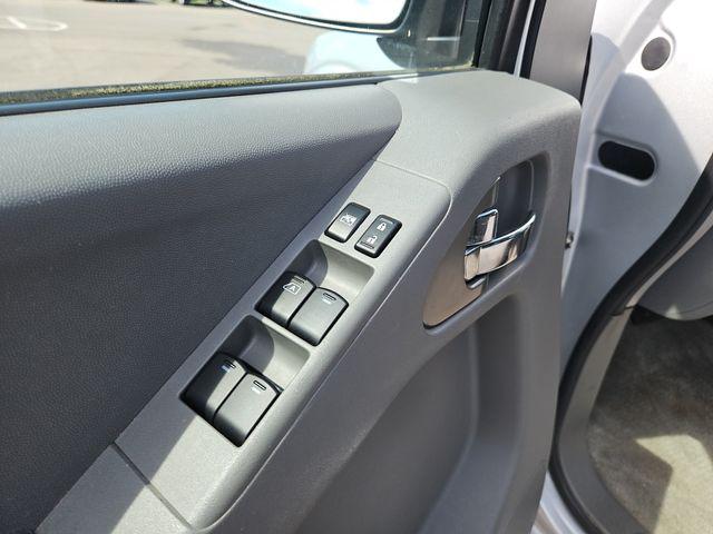 2012 Nissan Frontier SV