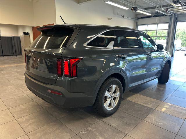 2023 Kia Sorento LX