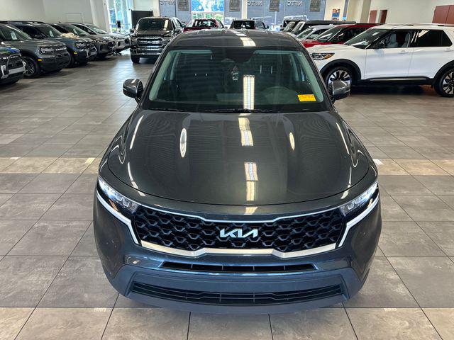 2023 Kia Sorento LX