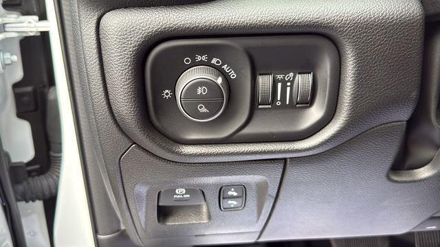 2025 Ram 1500 Rebel Crew Cab 4x4 57 Box
