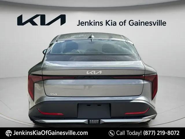 2026 Kia K4 LXS