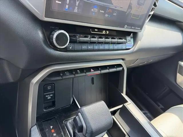 2023 Toyota Sequoia SR5
