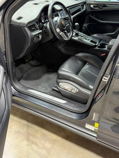 2018 Porsche Macan S