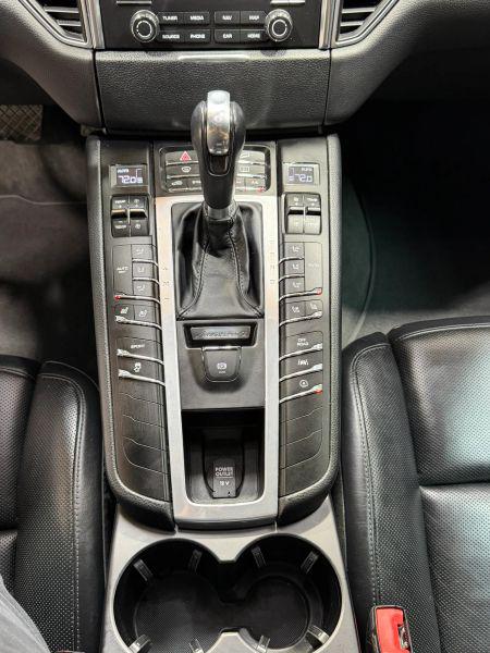 2018 Porsche Macan S