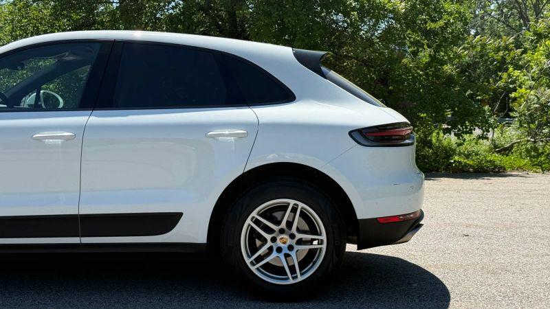 2020 Porsche Macan Base