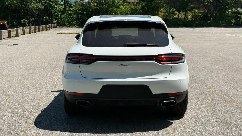 2020 Porsche Macan Base