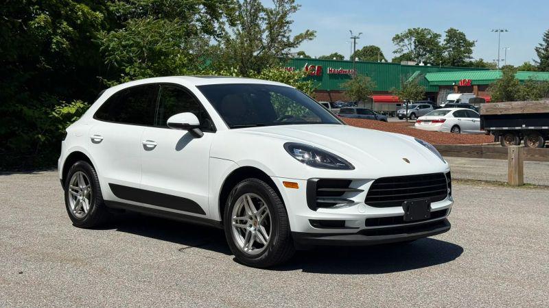2020 Porsche Macan Base