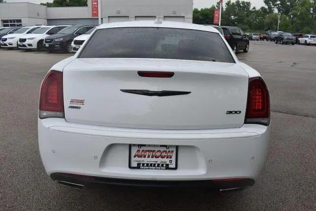 2023 Chrysler 300 Touring L AWD