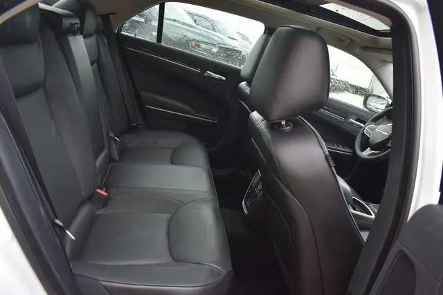 2023 Chrysler 300 Touring L AWD