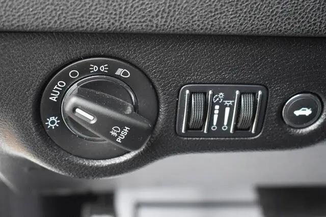 2023 Chrysler 300 Touring L AWD