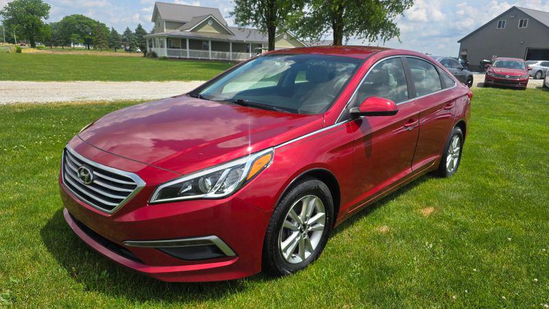 2015 Hyundai Sonata SE for sale in Goshen, IN