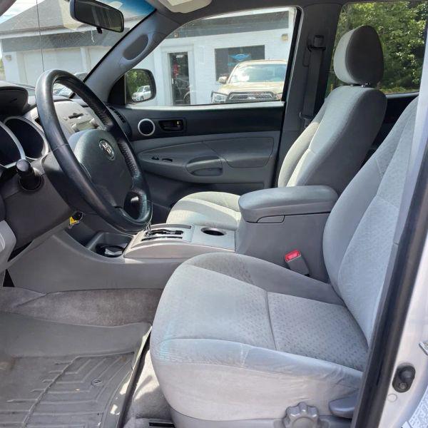 2007 Toyota Tacoma Base V6
