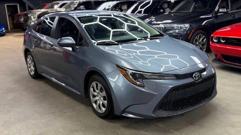 2021 Toyota Corolla LE for sale in Royal Oak, MI