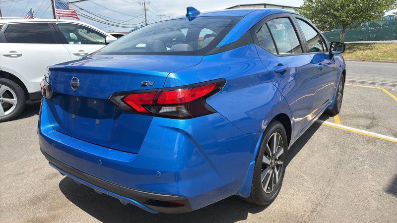 2021 Nissan Versa SV Xtronic CVT