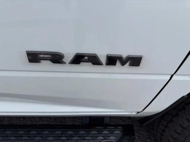 2026 Ram 2500 Big Horn Crew Cab 4x4 64 Box
