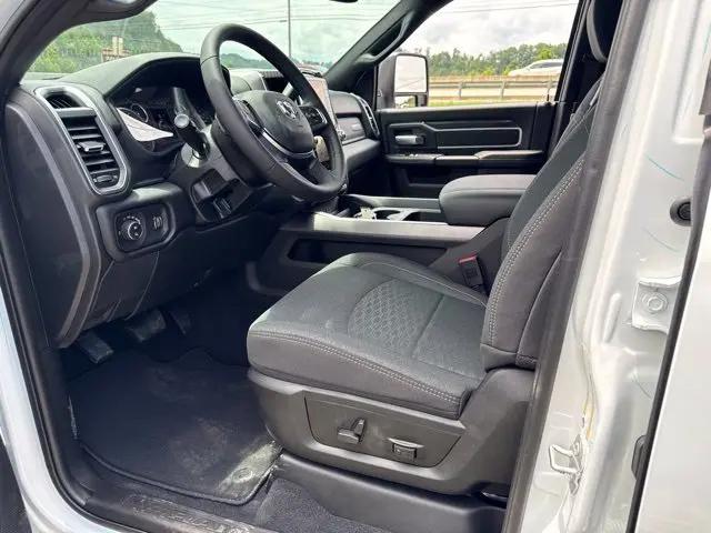 2026 Ram 2500 Big Horn Crew Cab 4x4 64 Box
