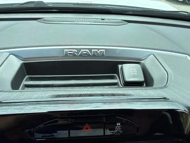 2026 Ram 2500 Big Horn Crew Cab 4x4 64 Box