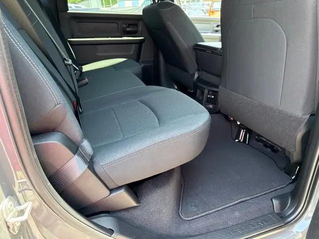 2026 Ram 2500 Black Express Crew Cab 4x4 64 Box