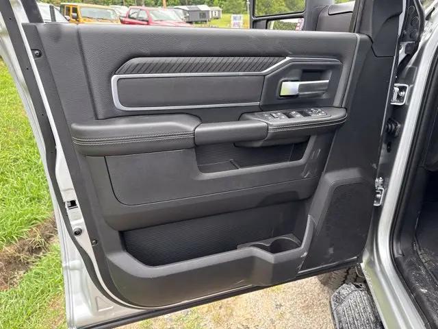 2026 Ram 2500 Big Horn Crew Cab 4x4 64 Box