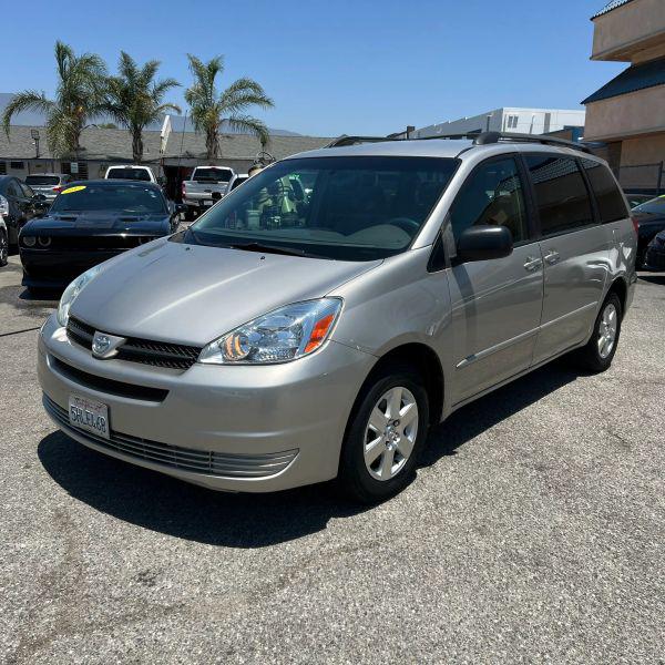 2004 Toyota Sienna CE for sale in Fontana, CA