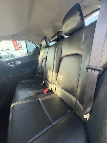 2011 Lexus CT 200h Premium