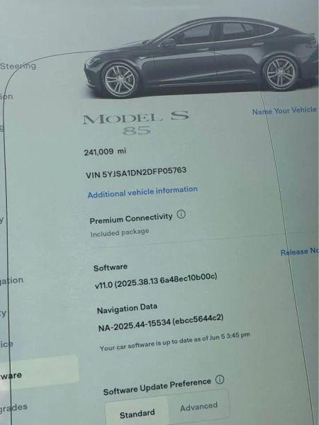 2013 Tesla Model S Base