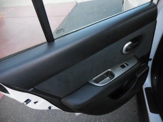2012 Nissan Versa 1.8 S